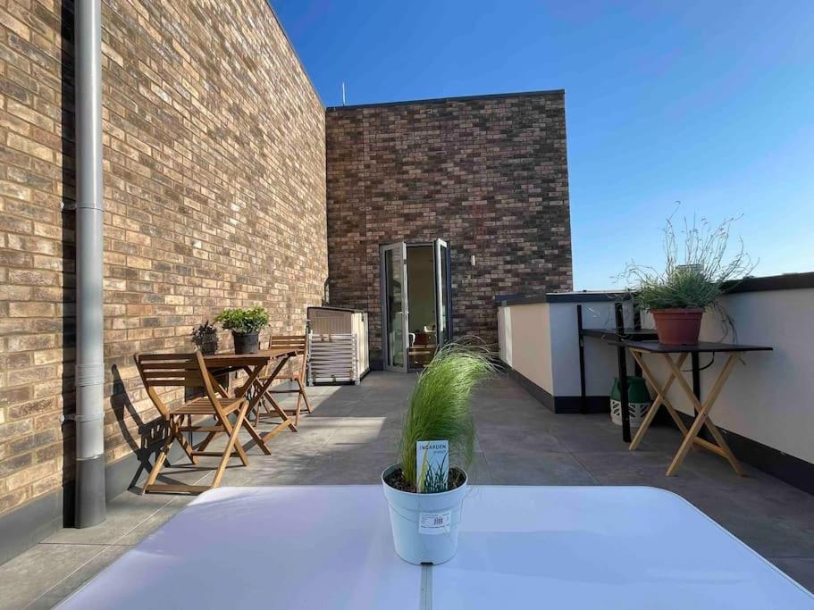 3 Bedroom Penthouse With Terrace And Skyline In Battersea London Exterior photo